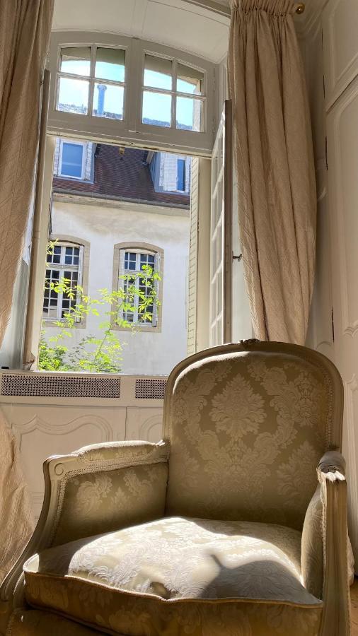 L'Appartement By Merveilles De Marie Lons-le-Saunier Bagian luar foto